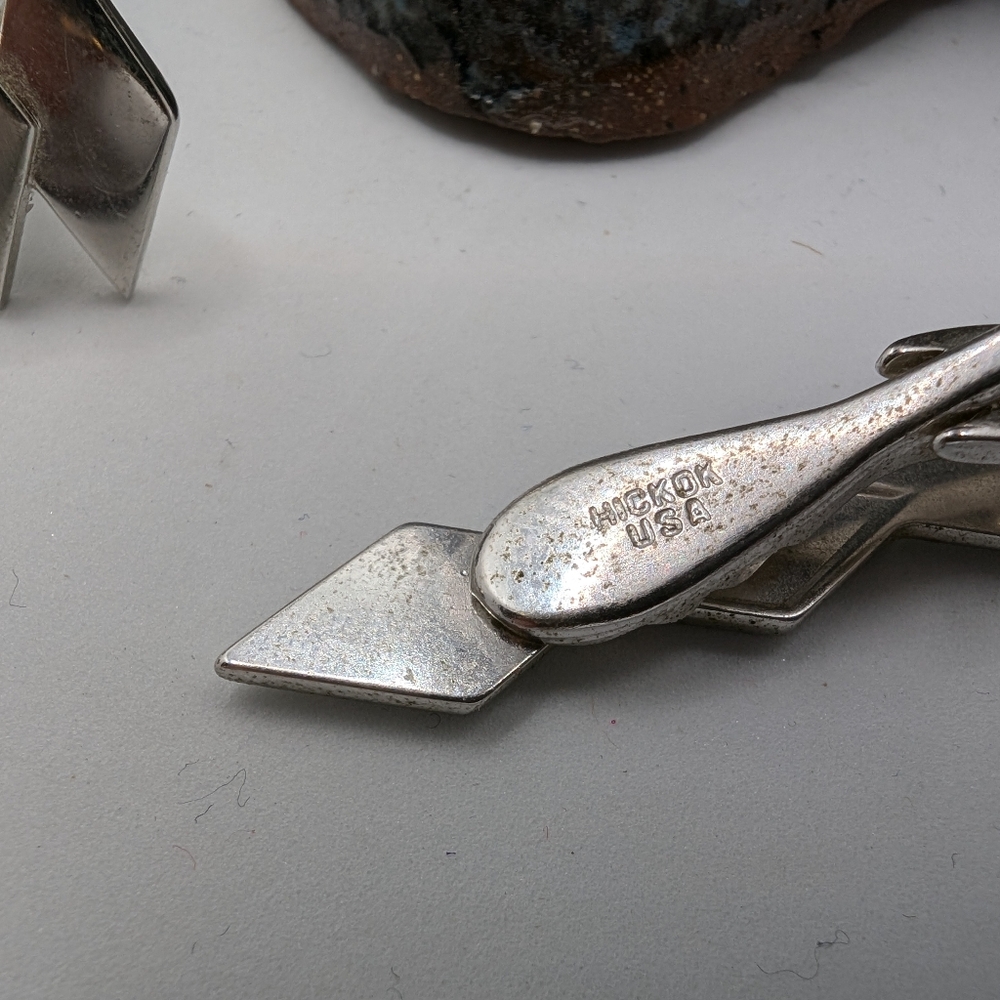Vintage Hickok cufflinks and tie clip set. Made in USA - Picture 3 of 4